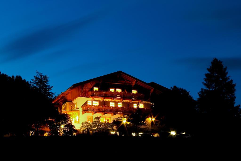 Ladestatthof Hotel Neustift im Stubaital Exterior photo
