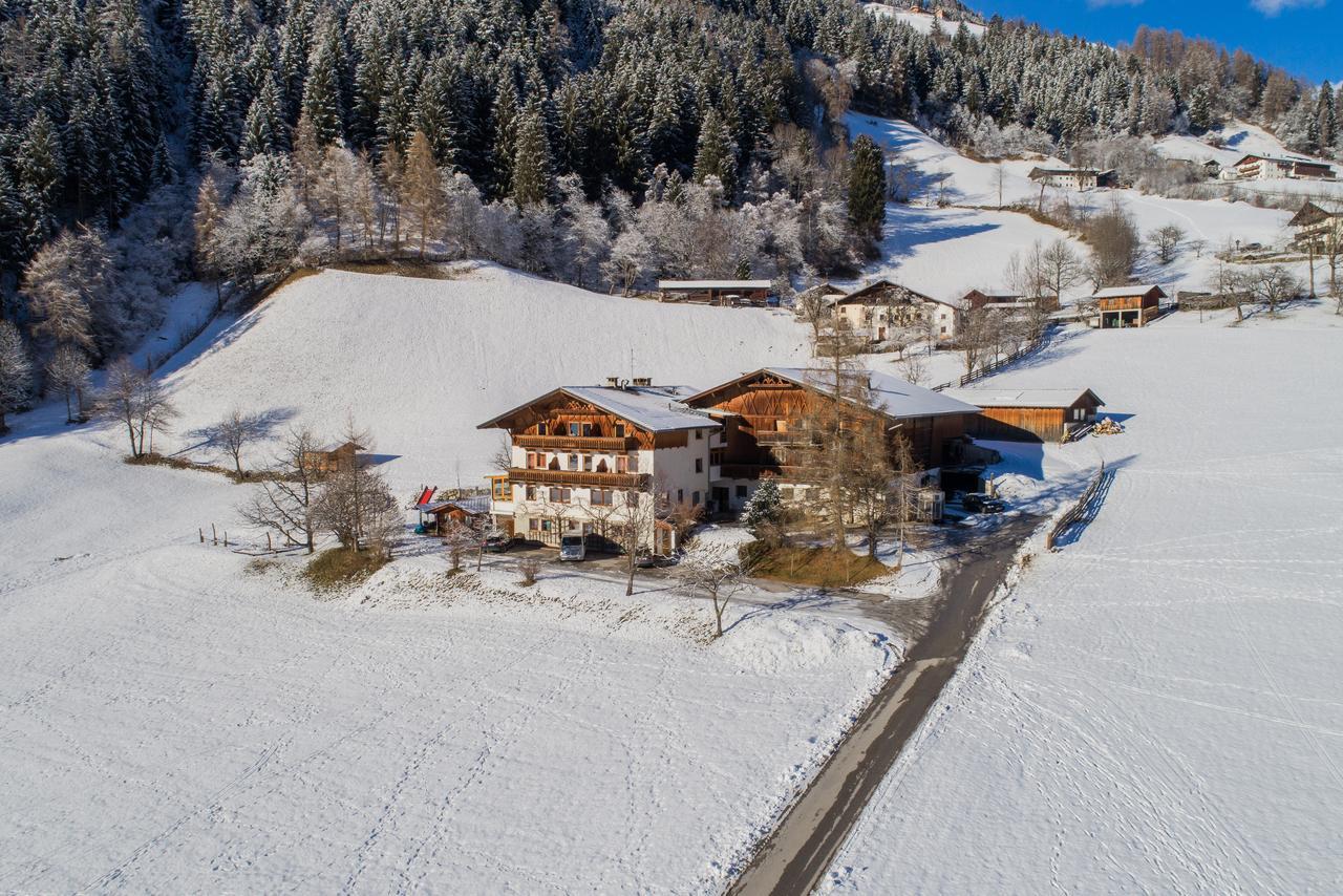 Ladestatthof Hotel Neustift im Stubaital Exterior photo